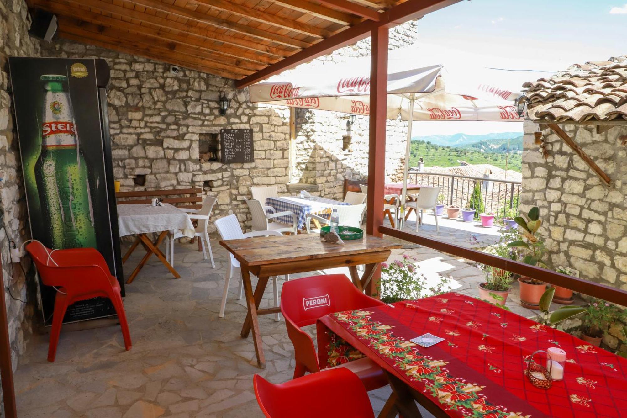 Guest House Vasili Berat Zewnętrze zdjęcie