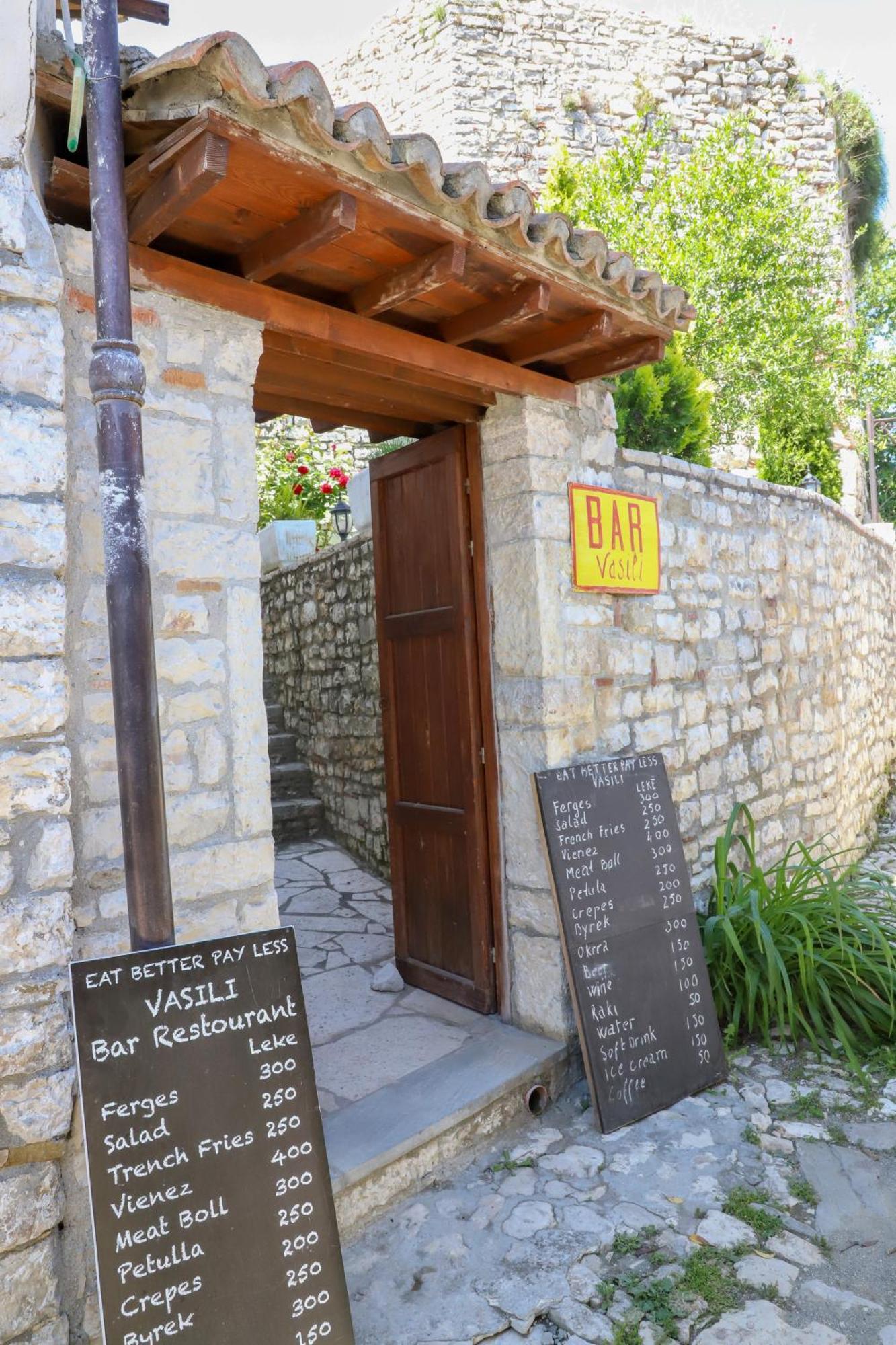 Guest House Vasili Berat Zewnętrze zdjęcie