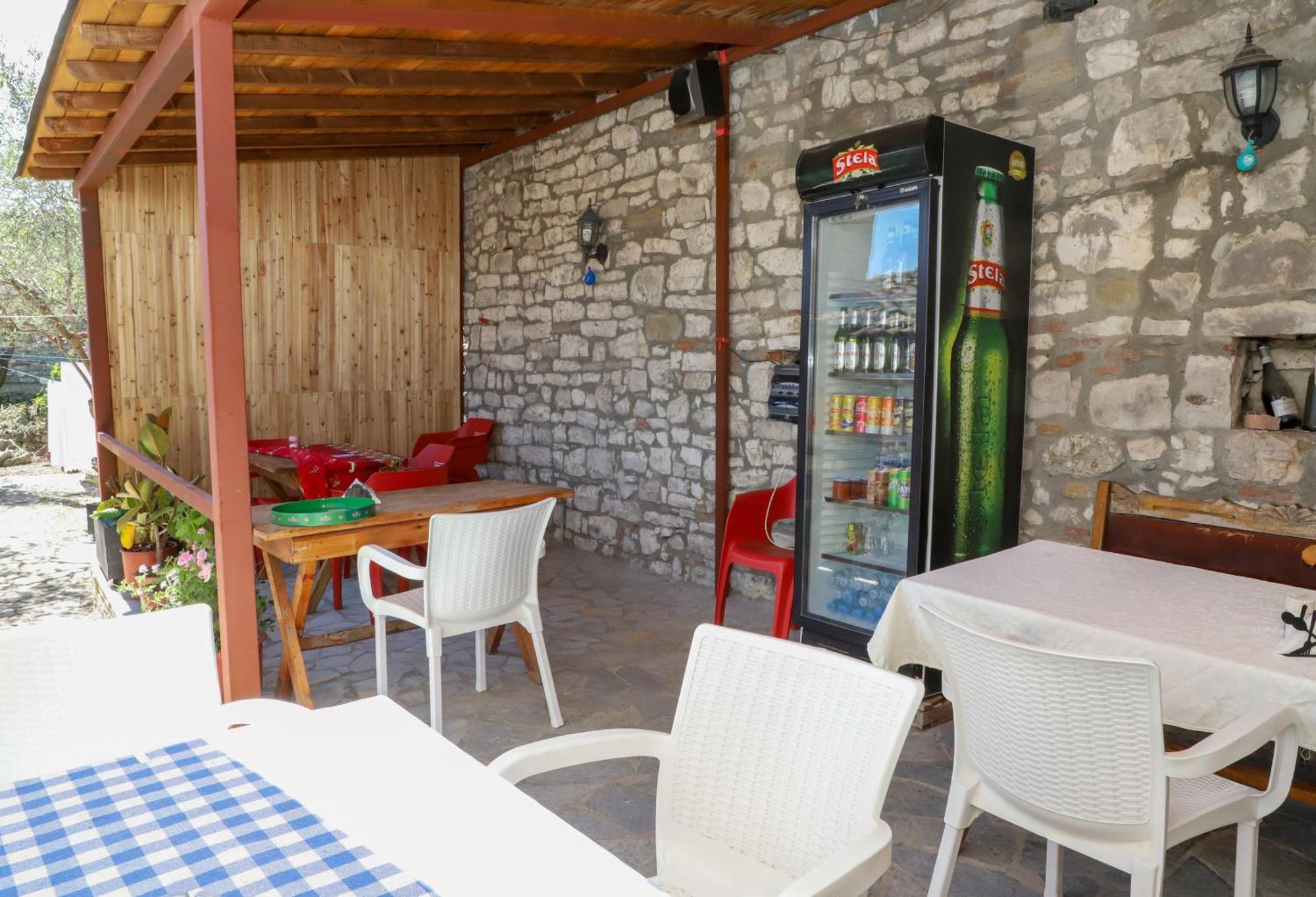 Guest House Vasili Berat Zewnętrze zdjęcie