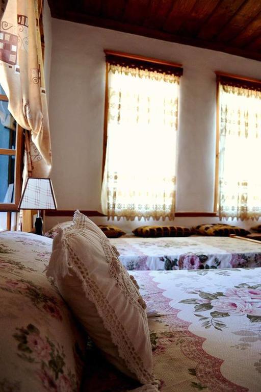 Guest House Vasili Berat Zewnętrze zdjęcie